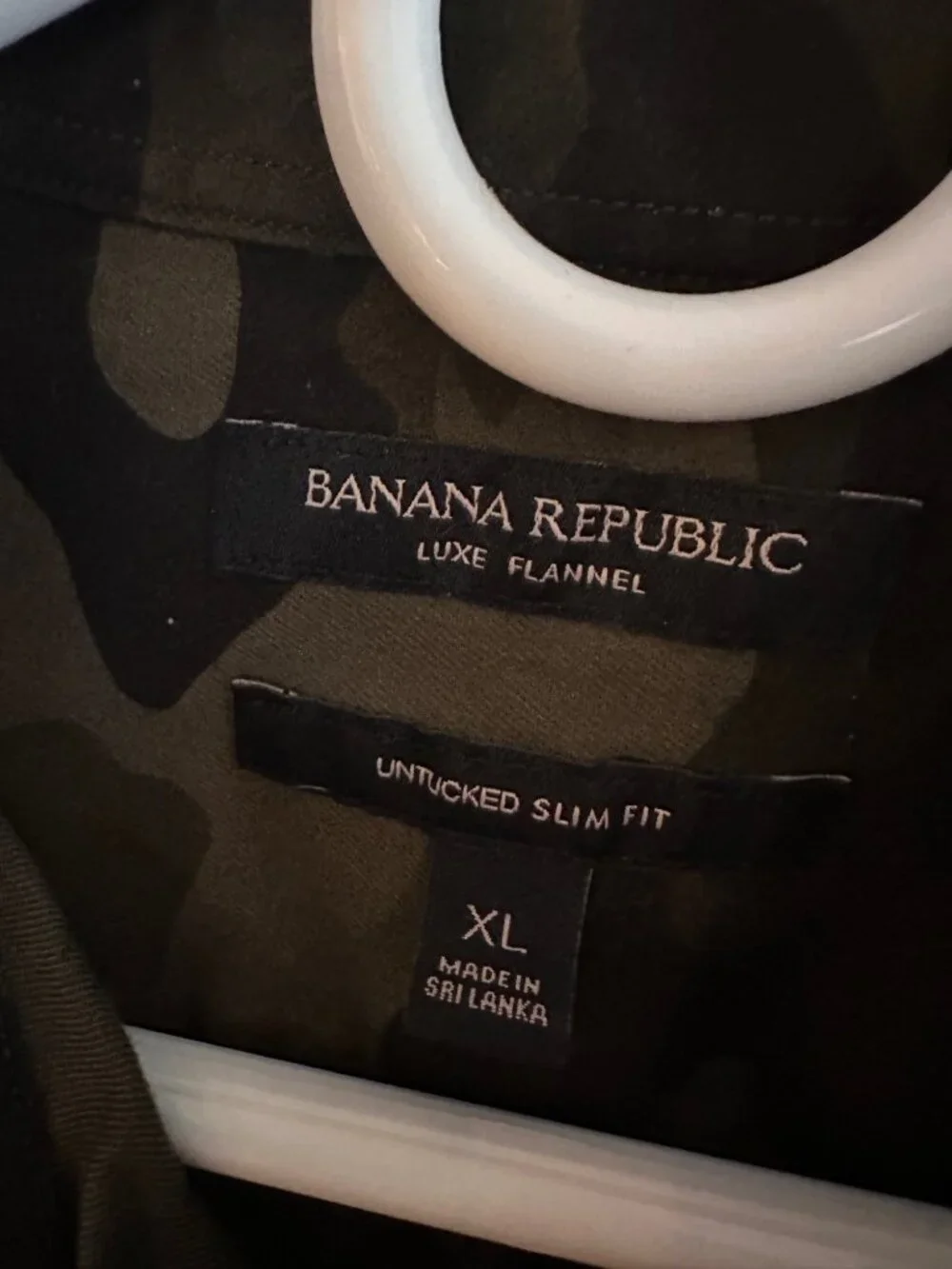 Banana Republic camouflage untucked slim fit shirt size XL